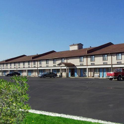 Super 8 By Wyndham Fort Scott Exterior foto